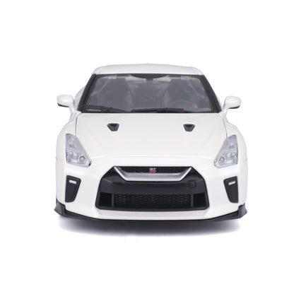 1:24 NISSAN GT-R 2017 BLANC