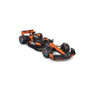 1:24 F1 MCLAREN MCL38 2024 AVEC CASQUE PIASTRI