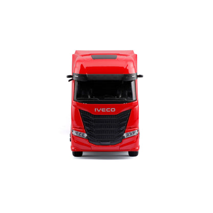 1:43 F1 FERRARI IVECO S-Way 570 RACING TRANSPORTER WITH A CAR
