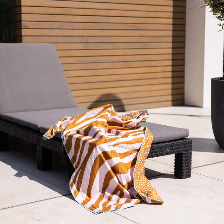 Microfiber Beach Towel - Orange/White - Vibrant Stripes - 135 x 65 cm