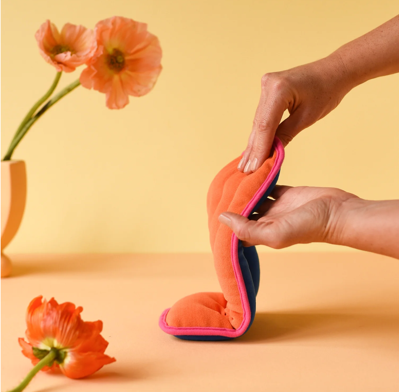 Bouillotte de confort menstruel – L'UNE