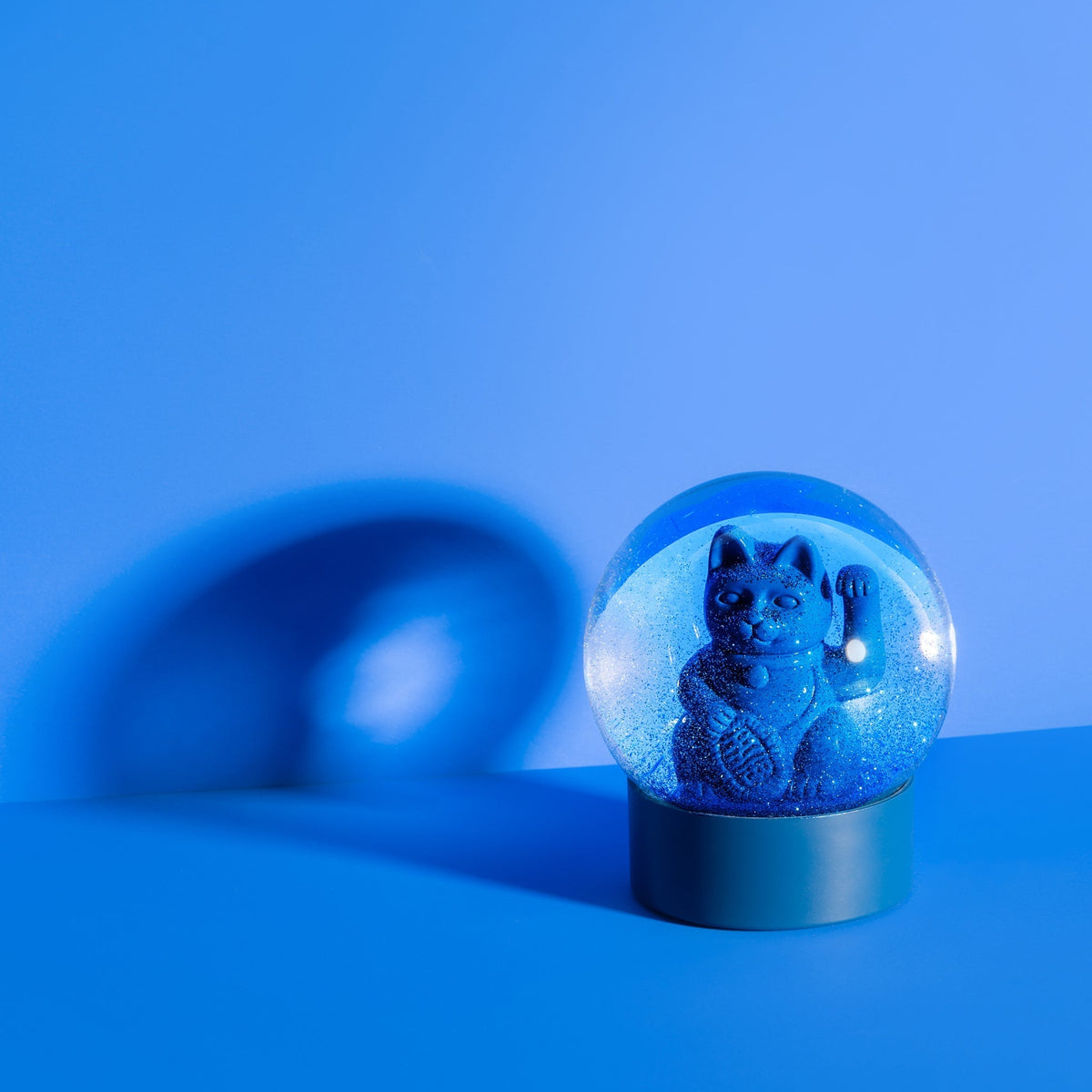 Lucky Cat Blue Snow Globe