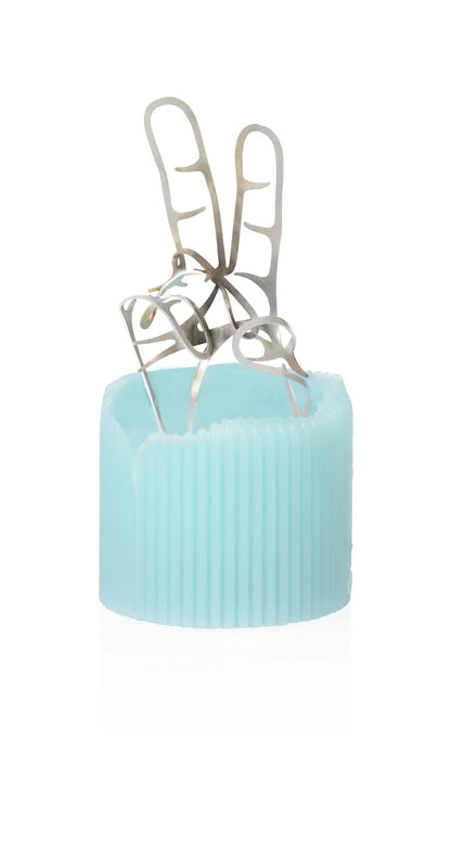 bougie surprise peace bitten