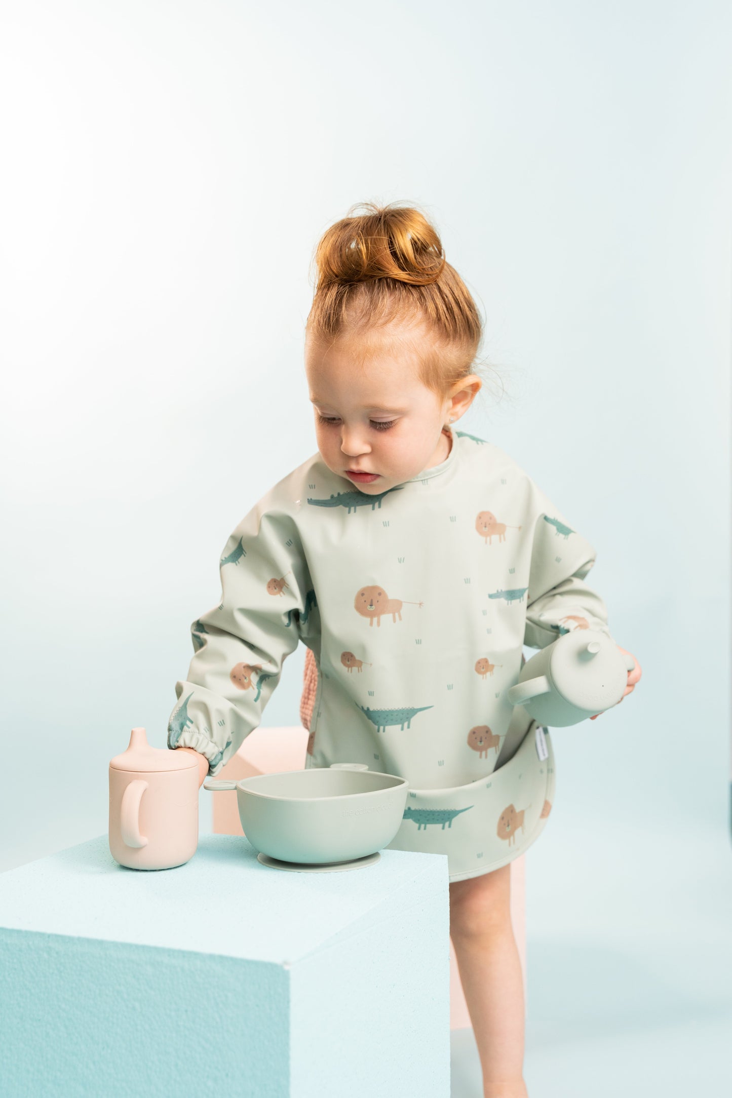 Long-sleeved bib ORIGAMI