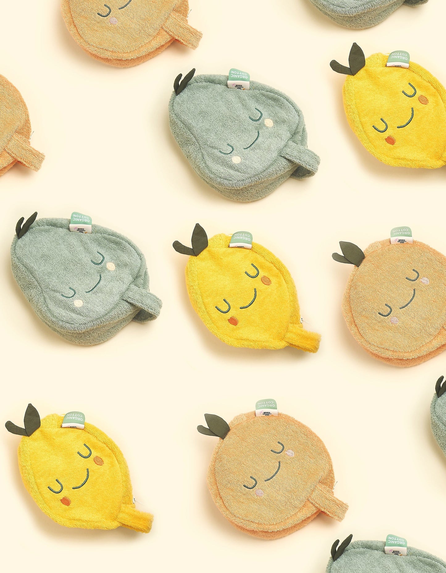 Mandy Mandarin Fruit-shaped Wash Bag