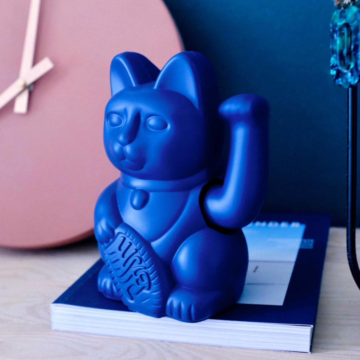 Chat Chanceux Bleu Foncé