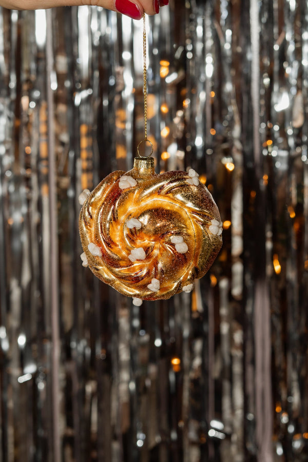 Boule de Noël Roulé à la cannelle