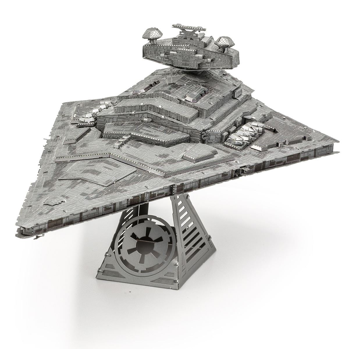 Interstellary Metal Earth cruiser