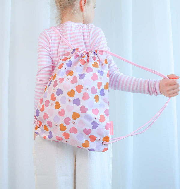 Sac à cordons enfant - Cœurs – vue 2 – A Little Lovely Company