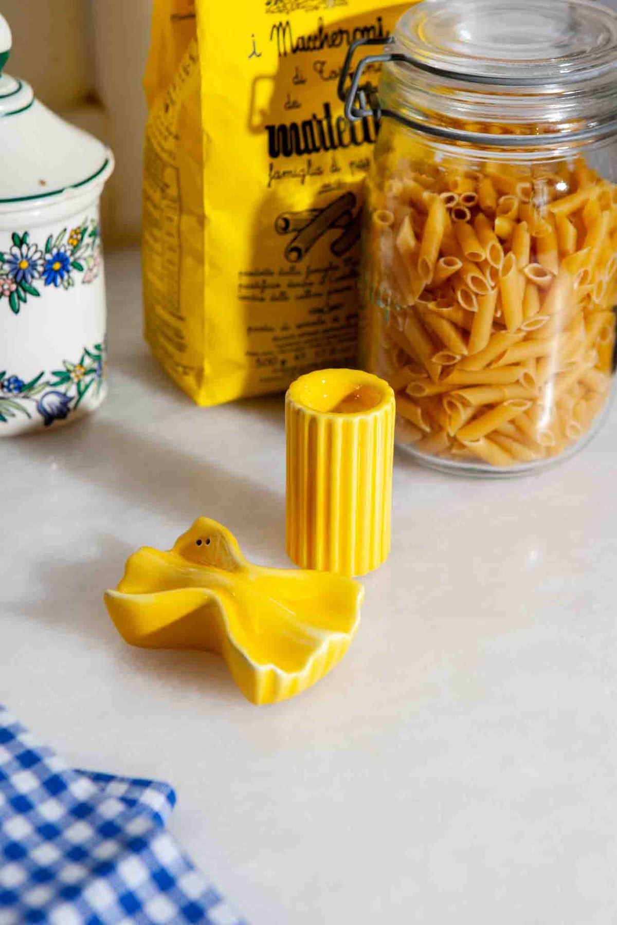Dolce Vita Salt and Pepper Butterfly Pasta & Macaroni