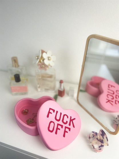 boite coeur fuck off bitten