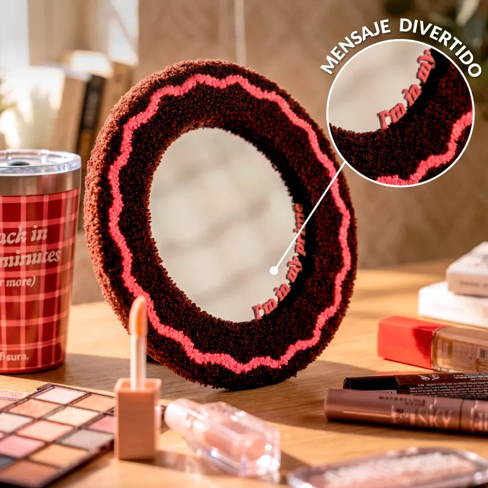 Miroir en Sherpa « I’m in my prime » – Fisura – vue 4