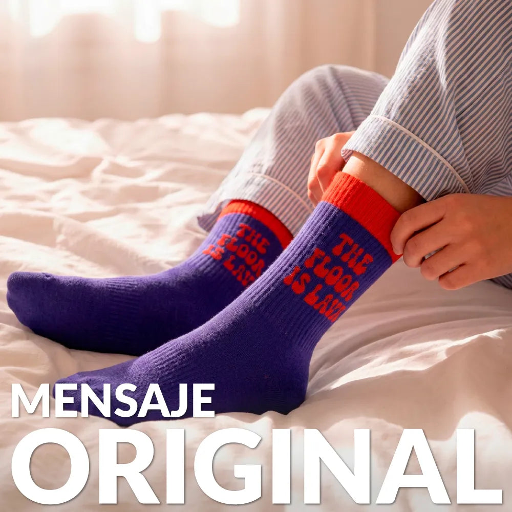 Chaussettes Unisexes « The floor is lava » – Fisura – vue 2