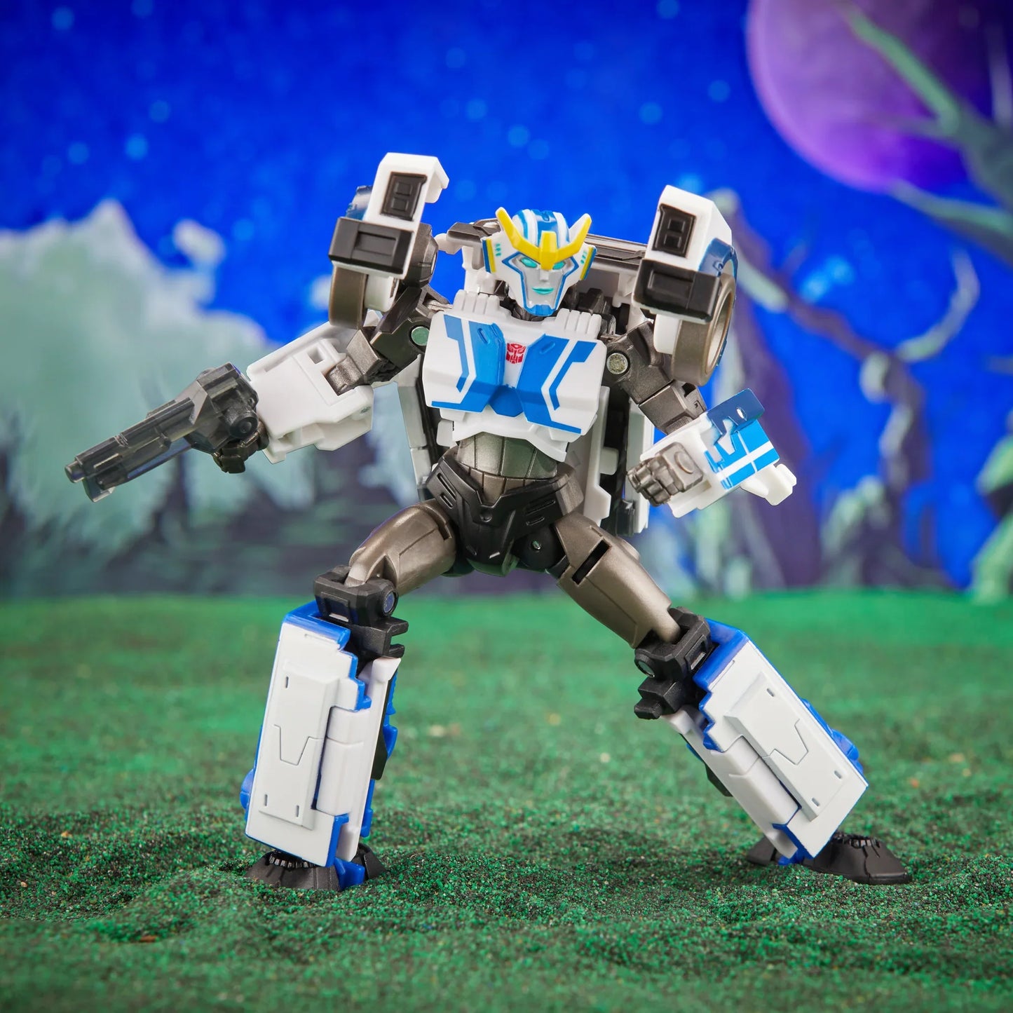 Transformers Generations Legacy Evolution Robots in Disguise 2015 Universe Strongarm
