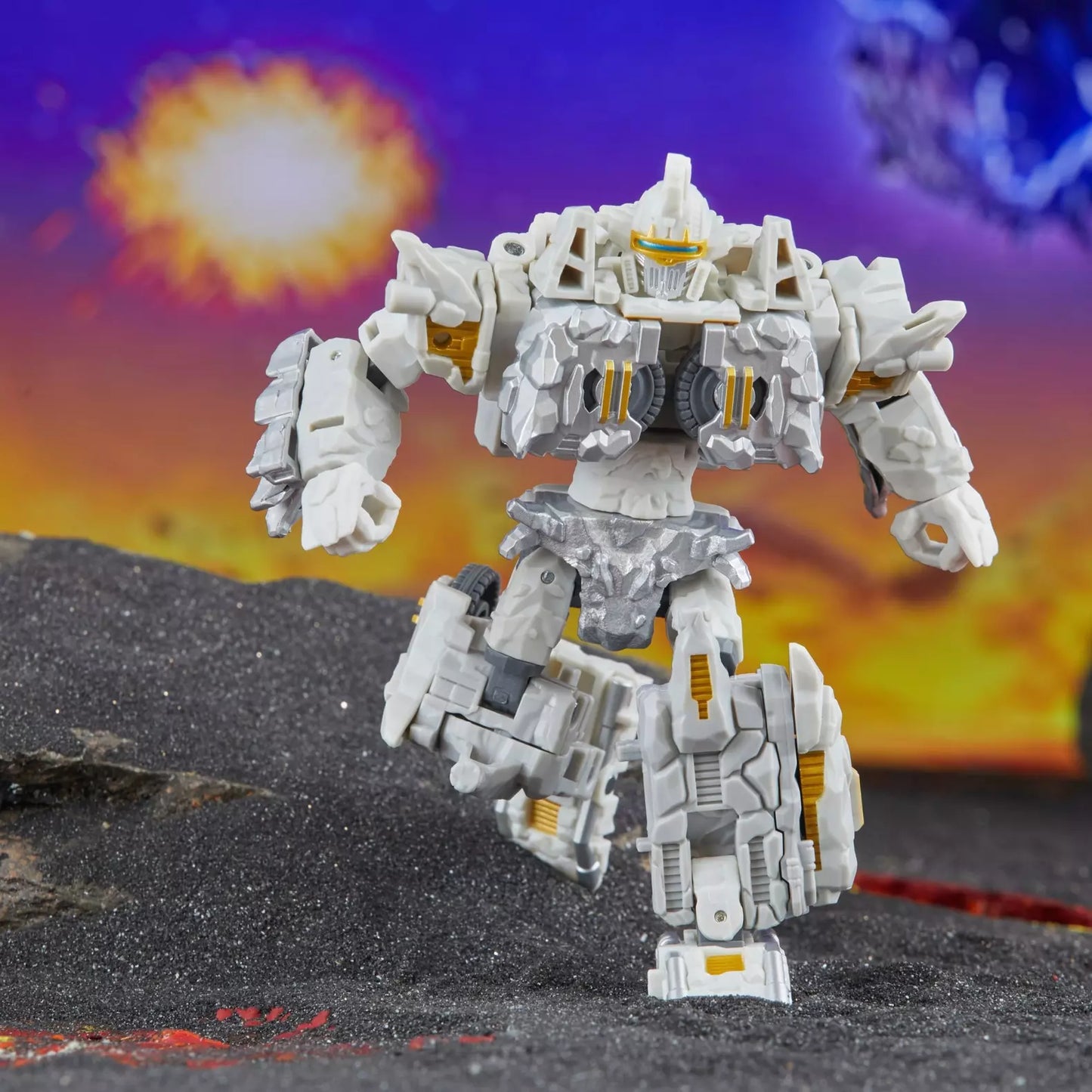 Transformers Generations Legacy United Infernac Universe Nucleous