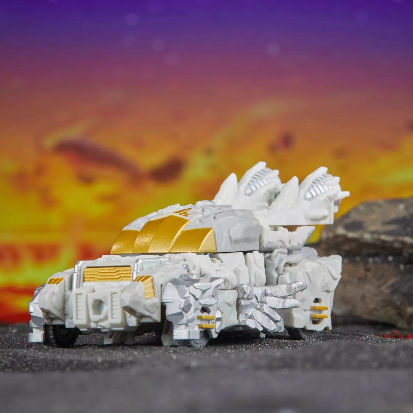 Transformers Generations Legacy United Infernac Universe Nucleous