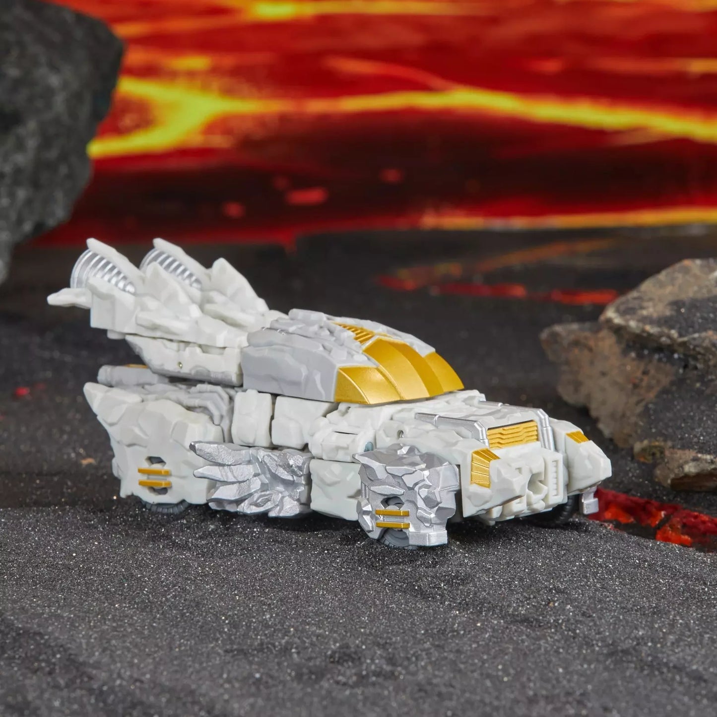 Transformers Generations Legacy United Infernac Universe Nucleous