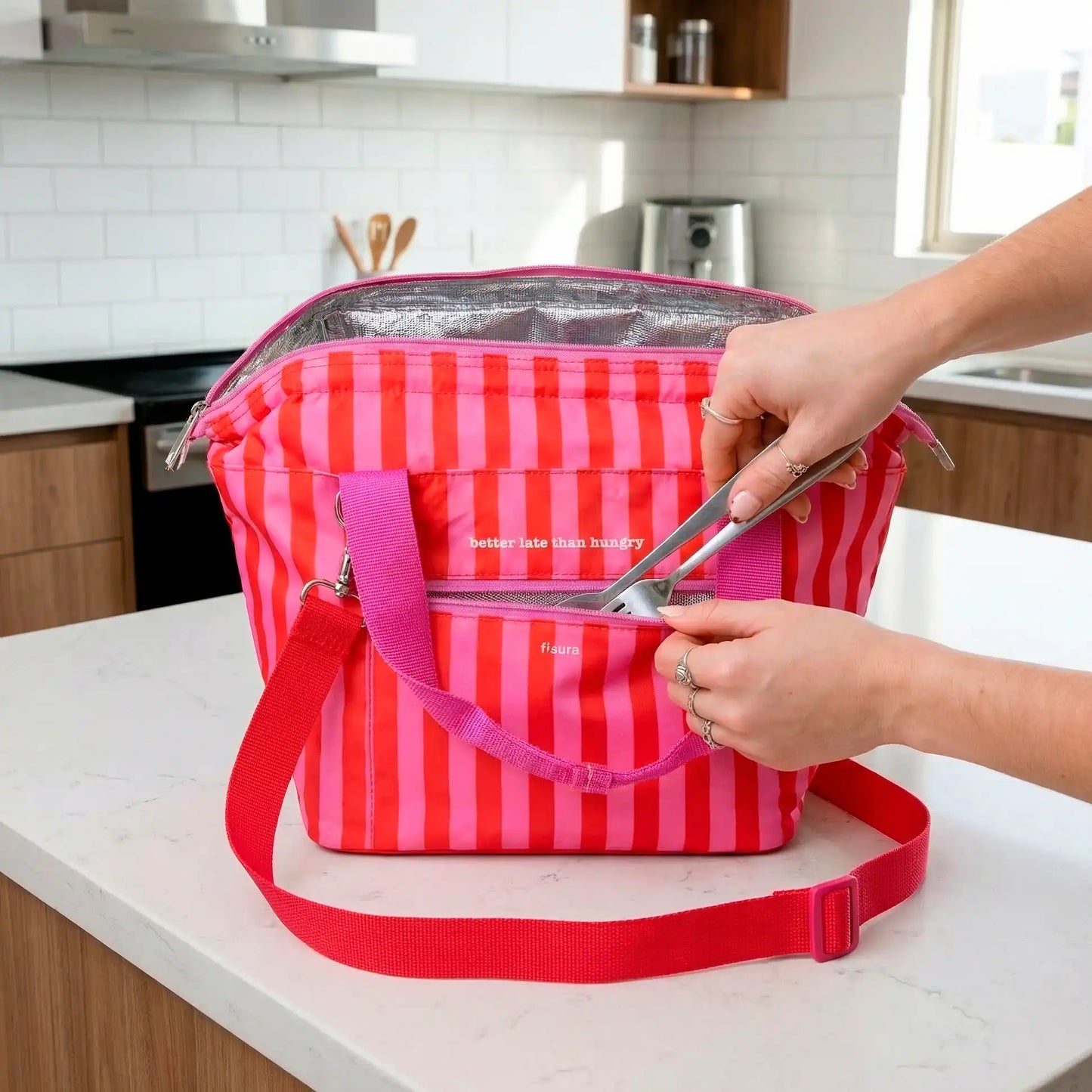 Sac Isotherme Porte-Aliments « Better late than hungry » – Fisura – vue 2