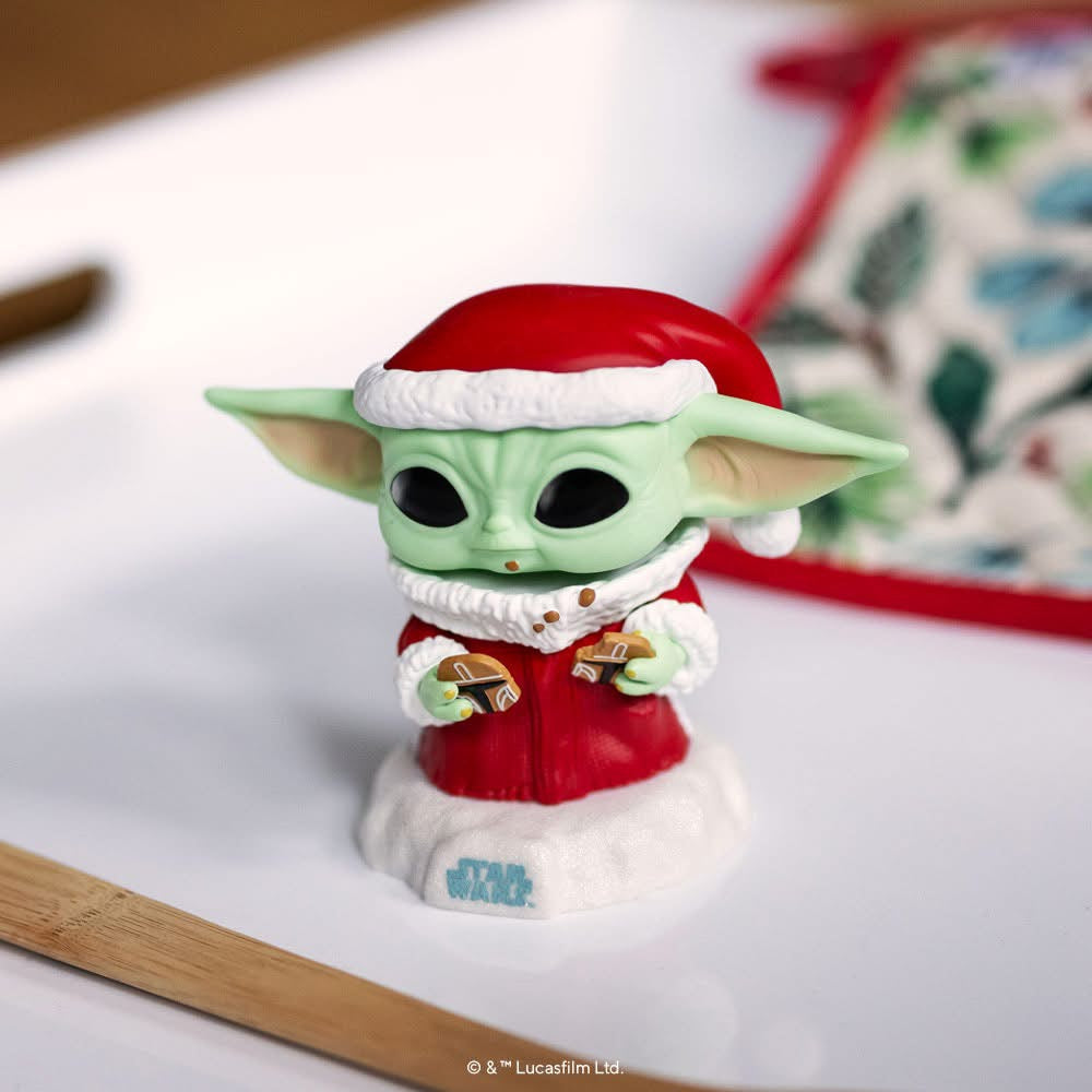 Grogu with Christmas Cookies (Holiday) 
