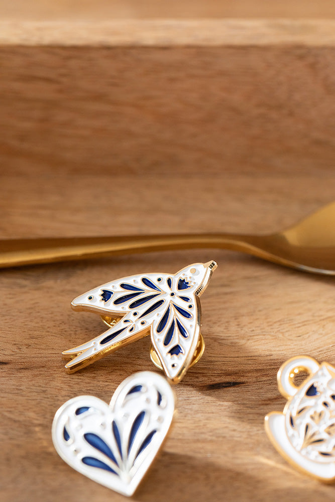 Swallow - pins