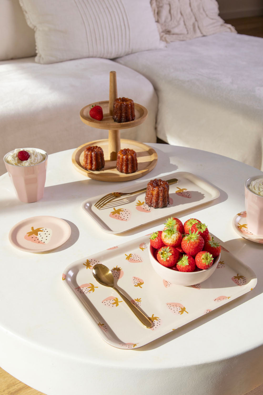 Strawberries - Coffee Tray