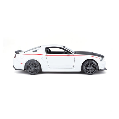 1:24 FORD MUSTANG STREET RACER 2014
