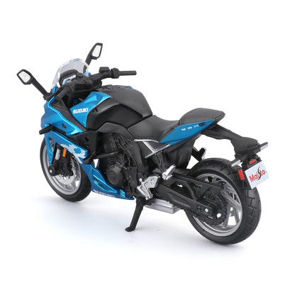 DISTRIBUTEUR DE 18 PIÈCES POUR MOTO SUZUKI GSX-8R À L'ÉCHELLE 1:18