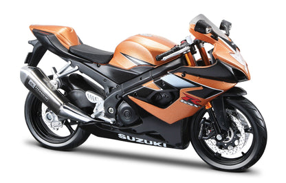 ASSORTMENT OF 1:12 MOTORCYCLES - 12-PIECE DISPLAY