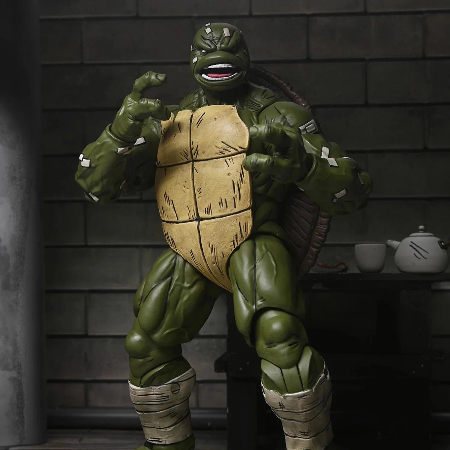 teenage mutant ninja turtles the last ronin 7 scale action figure battle damaged ronin neca