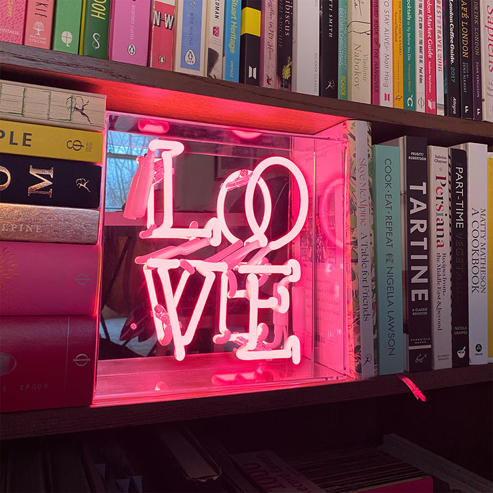LOVE NEON