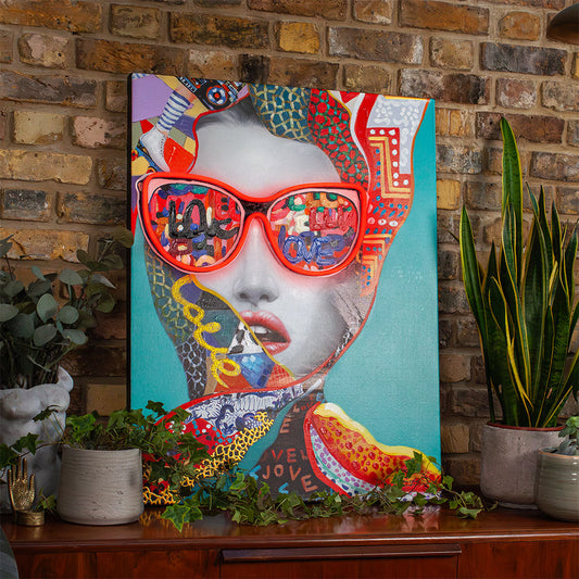 'Chic Woman' Wall Artwork with LED Neon - SMALL