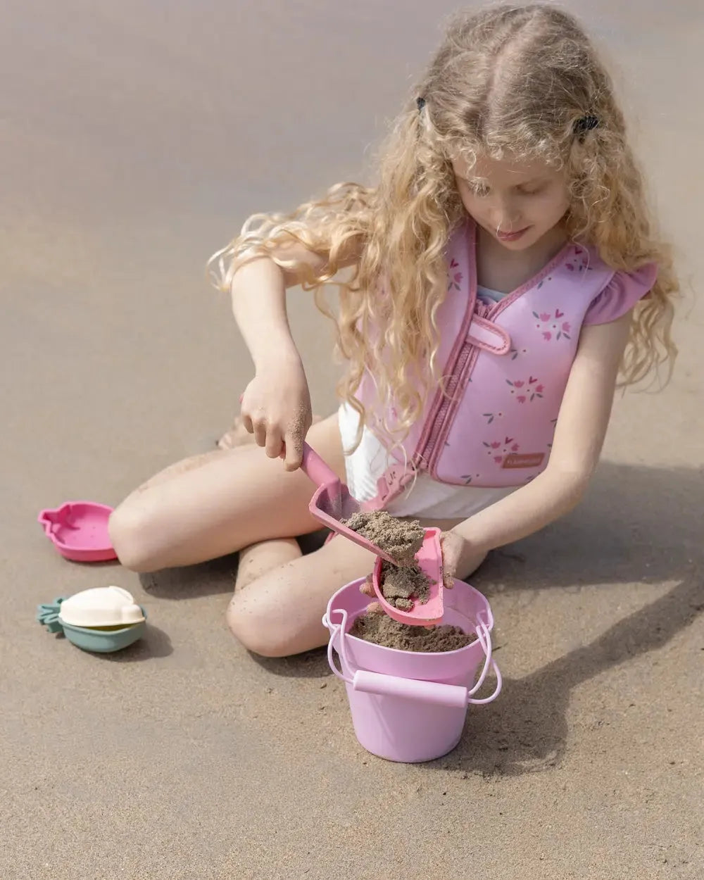 Silicone Beach Toy Set – DOTTIE