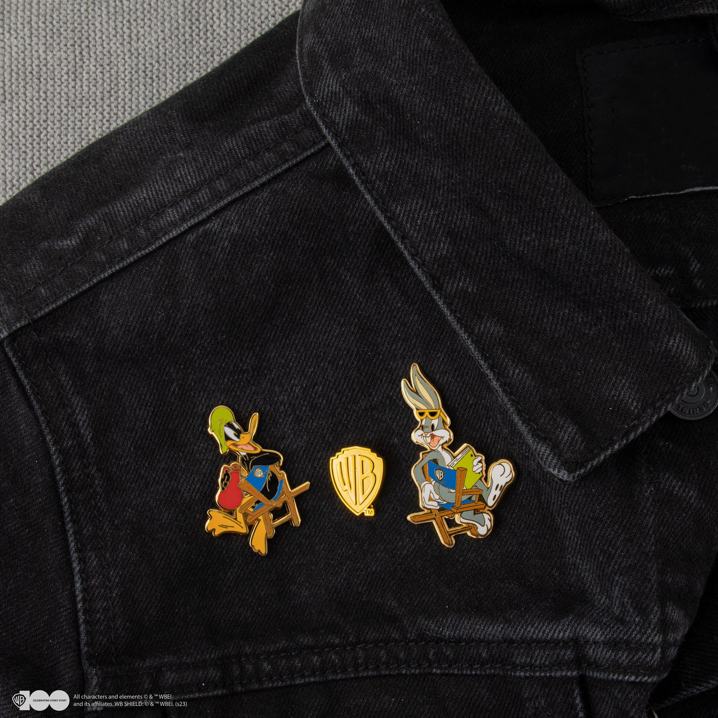 *Set of 3 Bugs Bunny & Daffy Duck Pins from WB Studios