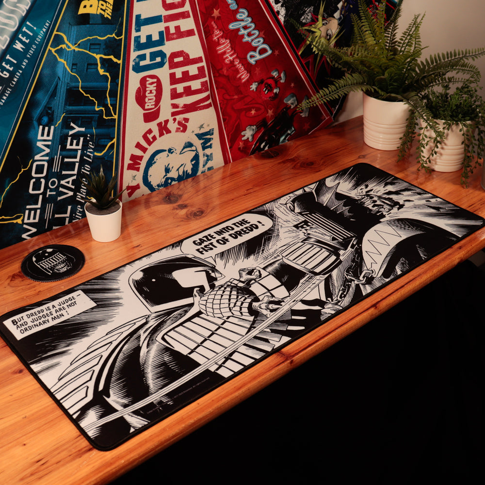 Desk pad & set de sous-verres 2000 AD - Judge Dredd XL