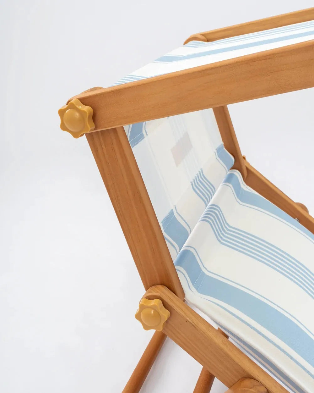 Foldable headrest with sunshade – MADEIRA