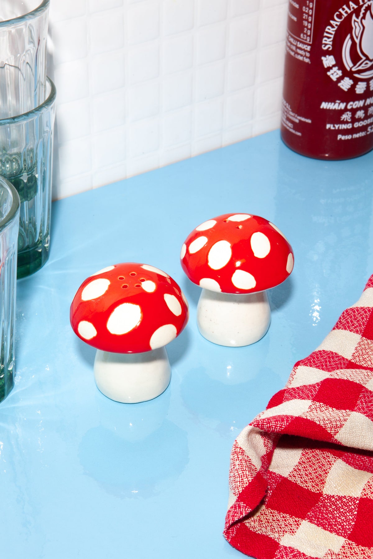 Salt and pepper Amanita