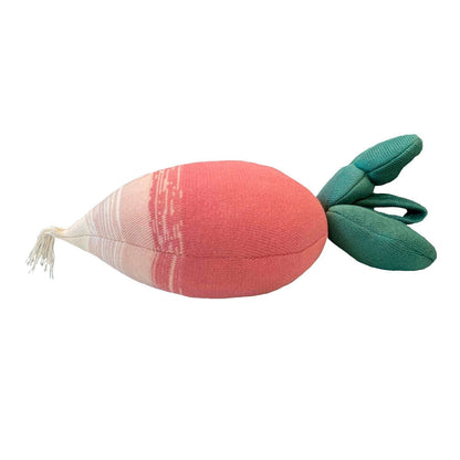 Knitted cushion Ramona the Radish