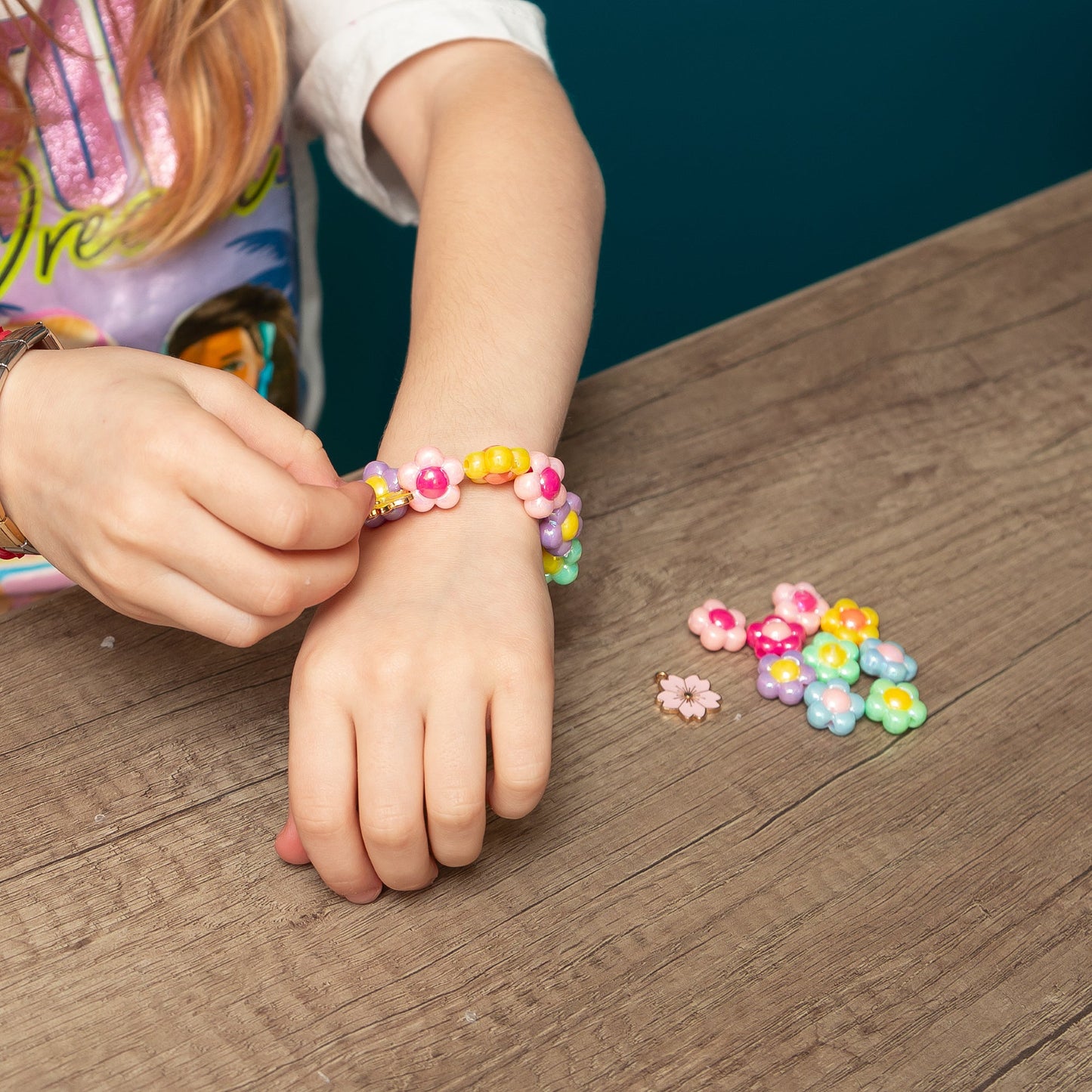 Pick & Pop Pretty Flower Bracelets