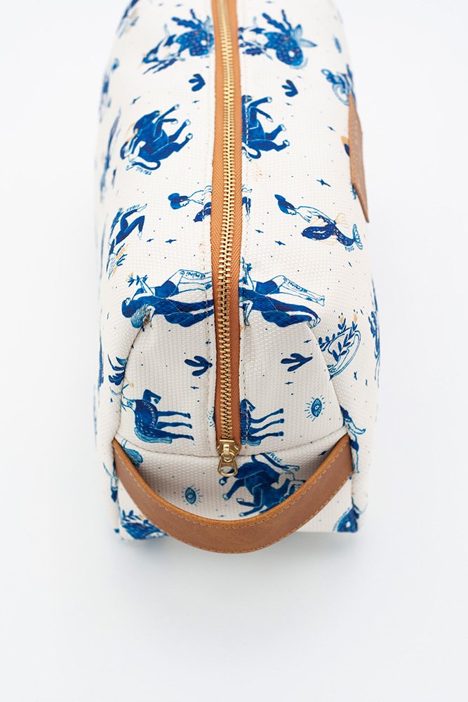 Astro - Toiletry Bag