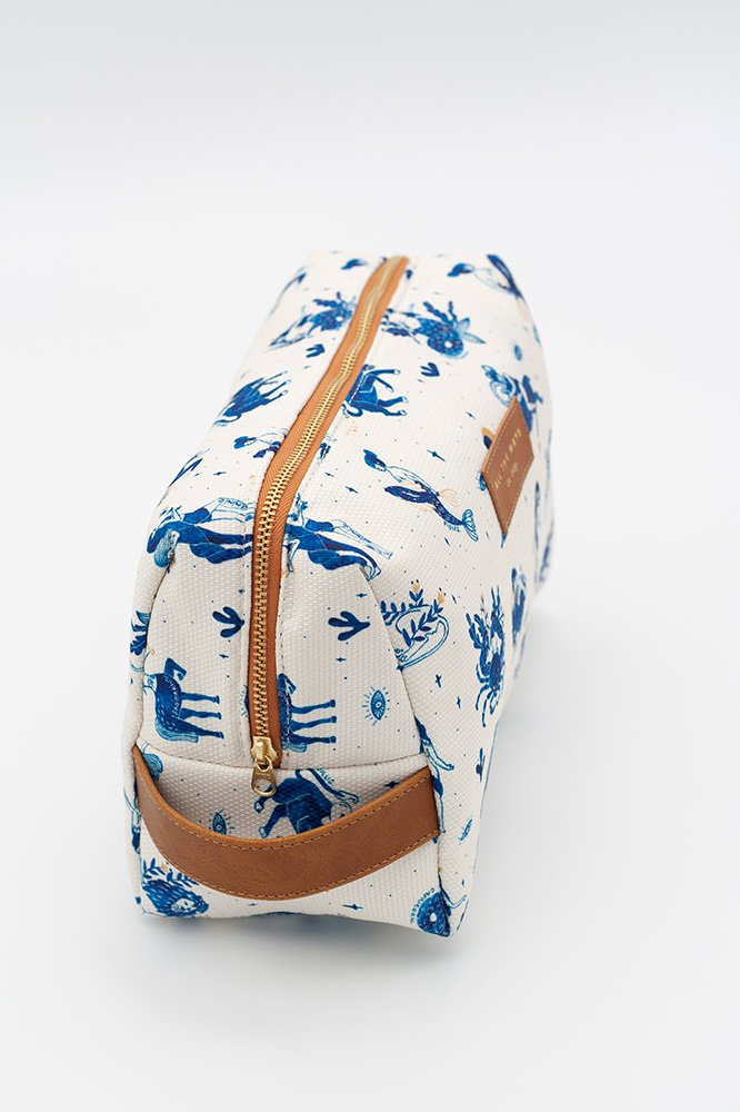 Astro - Toiletry Bag