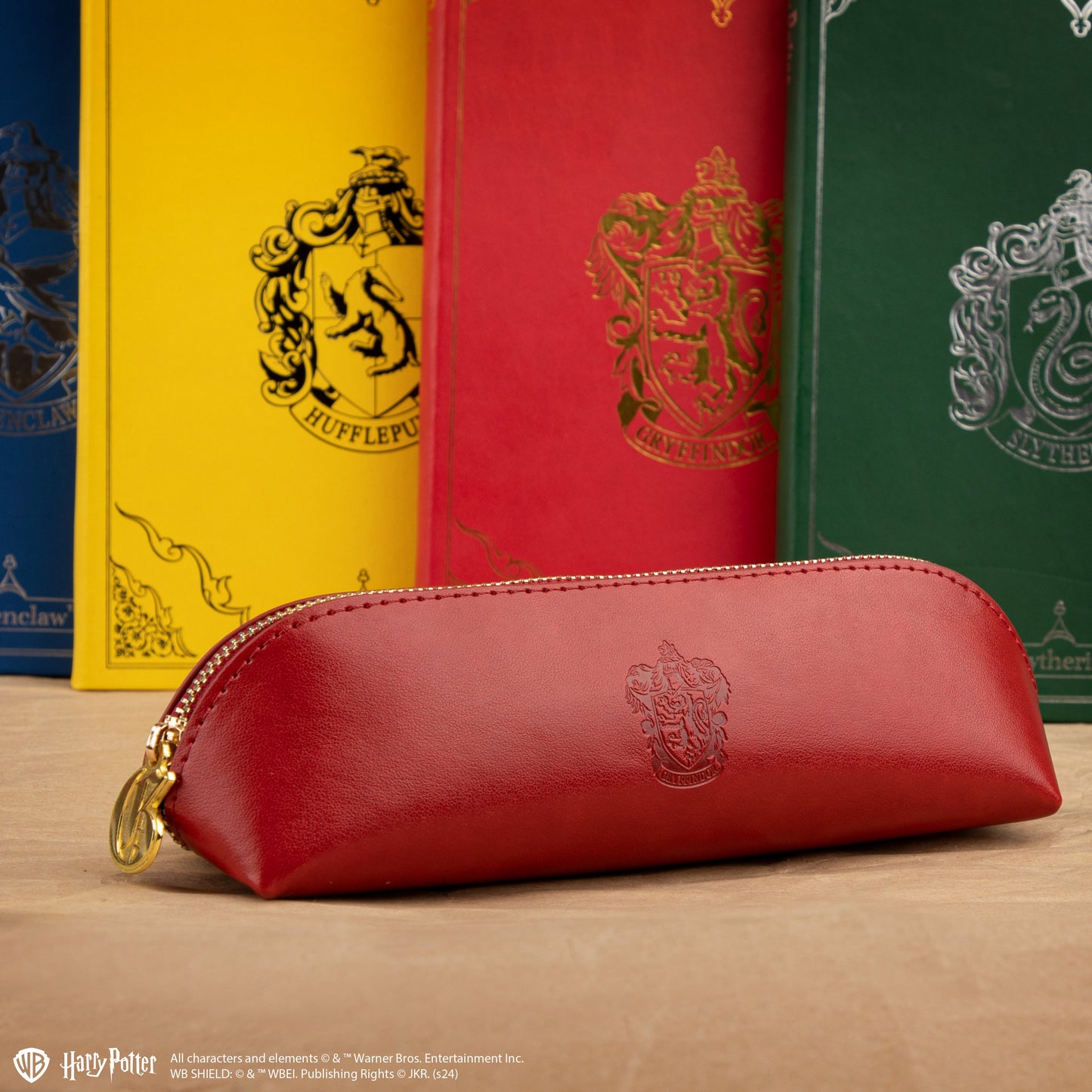 *Gryffindor faux leather toiletry bag
