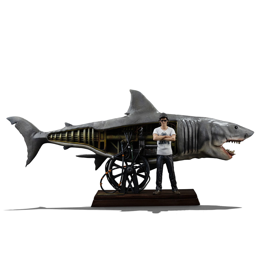 Pre-Order - Steven Spielberg Statue (Jaws 50th Anniversary) - Jaws - Art Scale 1/10 - Iron Studios