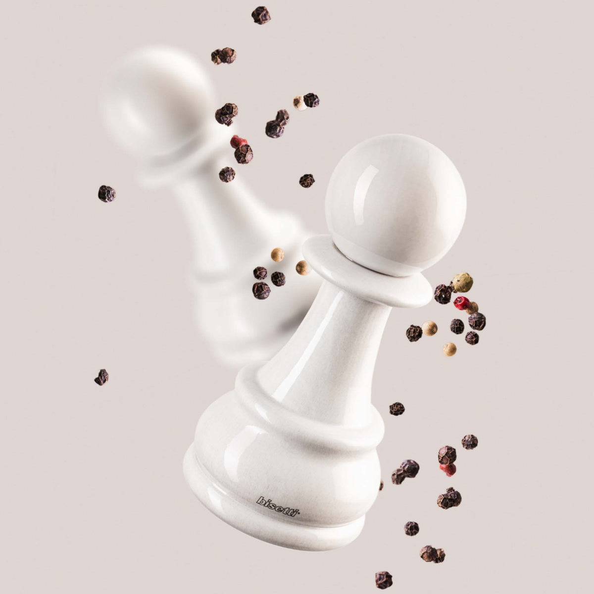 "Chess" spice mill, high-gloss white lacquered beechwood