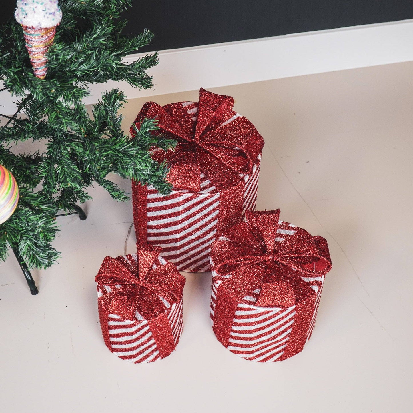 LED-kerstcadeau - S3 - Polystyreen - Rood/Wit - 15/20/25 cm