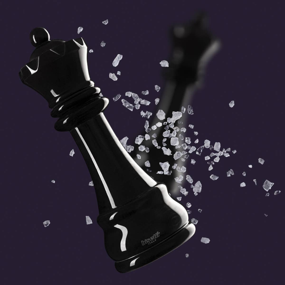 "Chess" Queen spice mill in high-gloss black lacquered beech