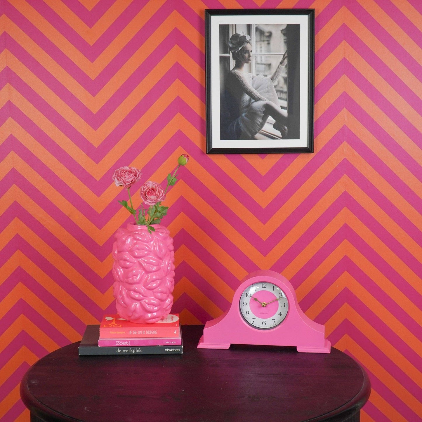 Klok - Schouwklok - Neonroze - 36x8,5x20 cm