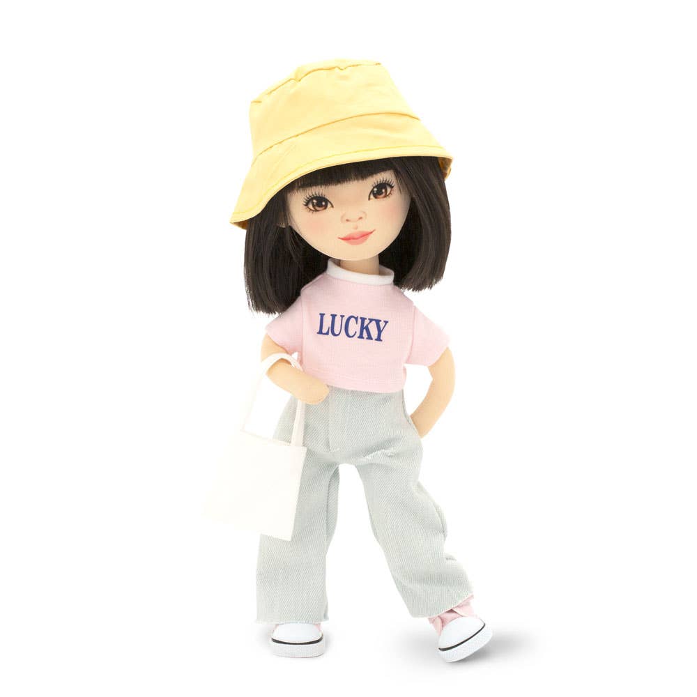 GIFT SET: Lilu Jeans Doll + Shoes/Accessories
