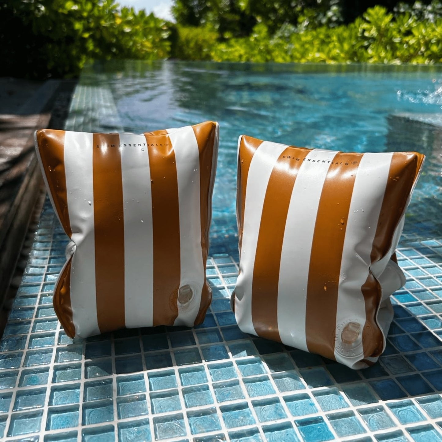 Arm Bands - Brown/White - Flow
