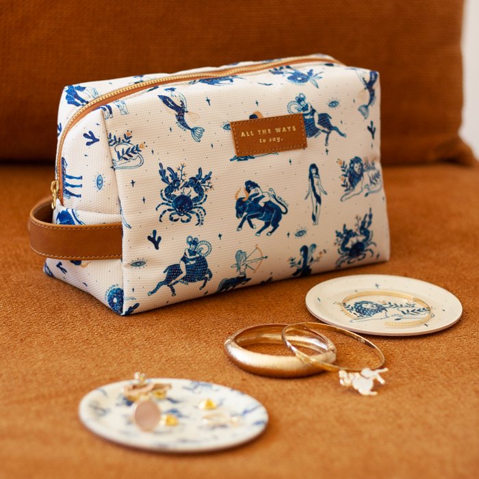 Astro - Toiletry Bag