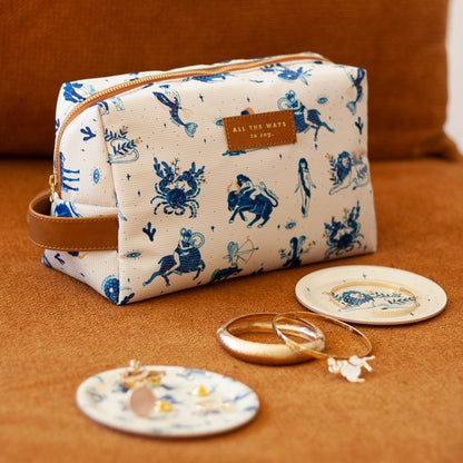 Astro - Toiletry Bag